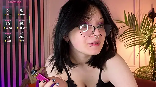 ScarletHarley online show from November 9, 1:15 pm