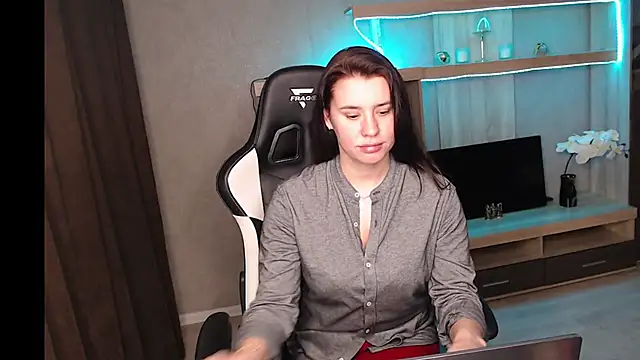 Diana-mey online show from November 18, 8:23 pm