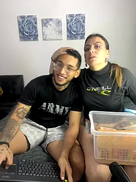 ariannawil online show from November 25, 12:11 am