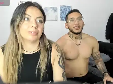 ariannawil online show from November 19, 1:49 am