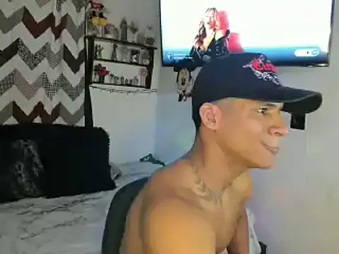 JUANBIGCOCK21CM online show from May 22, 3:48 am