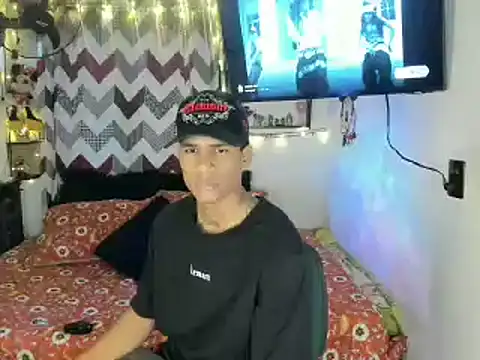 JUANBIGCOCK21CM online show from June 2, 9:15 pm