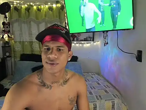 JUANBIGCOCK21CM online show from July 6, 12:50 am