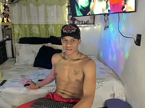 JUANBIGCOCK21CM online show from June 15, 11:59 pm