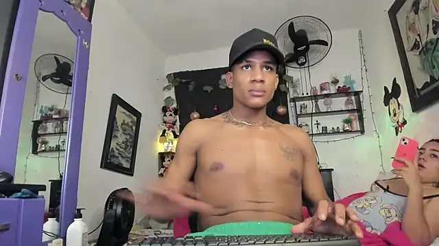 JUANBIGCOCK21CM online show from December 23, 3:17 am