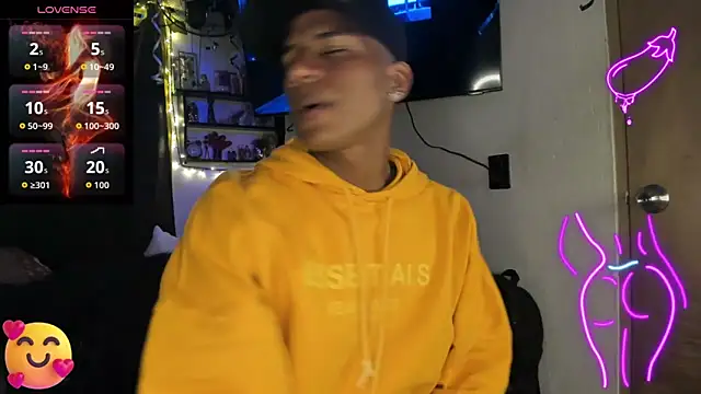 JUANBIGCOCK21CM online show from February 24, 1:06 am