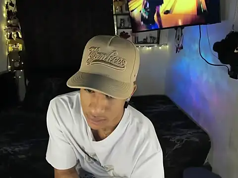 JUANBIGCOCK21CM online show from July 12, 3:24 pm