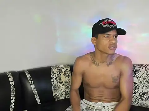 JUANBIGCOCK21CM online show from May 5, 1:58 pm