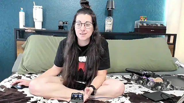 Sammie Ray online show from April 8, 2:51 pm