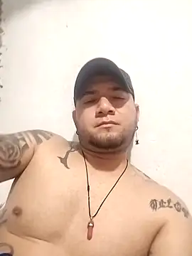 Snapshot of JHONNYACA28 chatting on November 8, 12:47 am JHONNYACA28 online show from November 8, 12:47 am