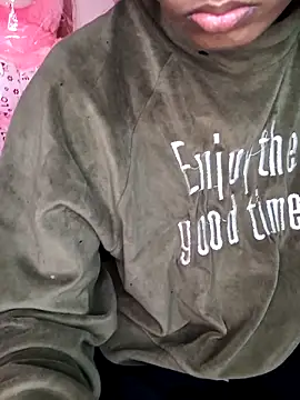 Snapshot of priyanka-rani1 chatting on November 16, 4:56 pm priyanka-rani1 online show from November 16, 4:56 pm