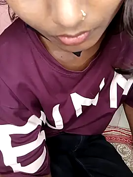 Snapshot of priyanka-rani1 chatting on November 9, 5:28 pm priyanka-rani1 online show from November 9, 5:28 pm