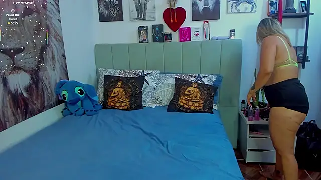 CamilaBliss online show from March 18, 12:03 am