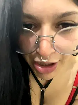 Snapshot of amazonaa9 chatting on November 29, 1:50 am amazonaa9 online show from November 29, 1:50 am