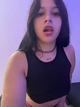 amazonaa9 online show from April 19, 3:46 pm