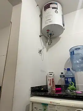 amazonaa9 online show from February 25, 3:34 pm