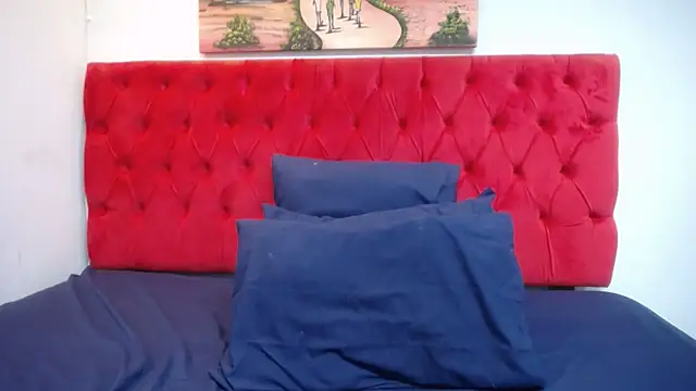 JuiceLips88 online show from March 16, 5:05 pm