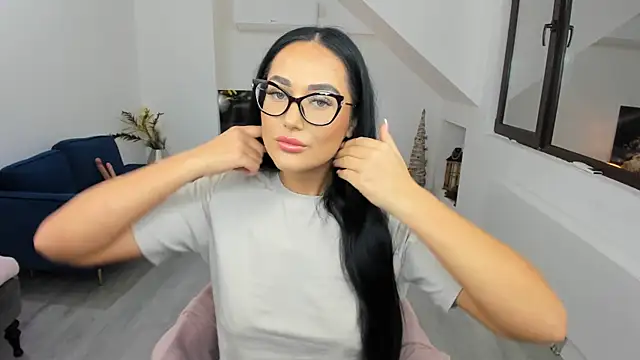 AnyaEvy online show from November 12, 5:33 am