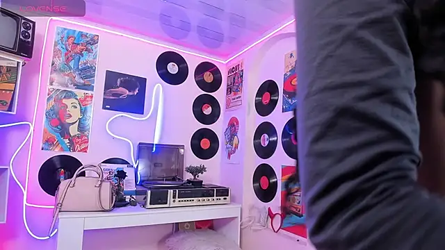 Heidy palmer online show from February 10, 8:52 pm