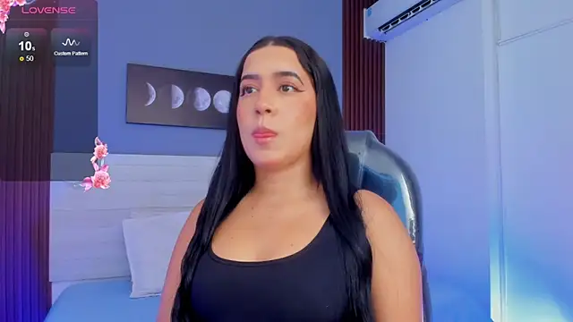 Amy Leah online show from April 29, 1:48 pm
