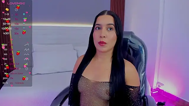 Amy Leah online show from December 4, 7:13 pm