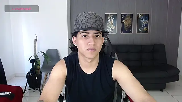 jeipyhot 21  online show from November 7, 8:35 pm