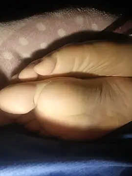 Snapshot of juliann_boy chatting on July 1, 6:47 am juliann boy online show from July 1, 6:47 am