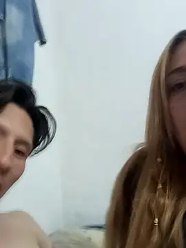 xXAndreyAndMariaXx online show from November 10, 11:15 am