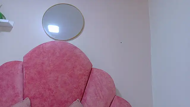 NicoletCherry   online show from November 18, 7:28 pm