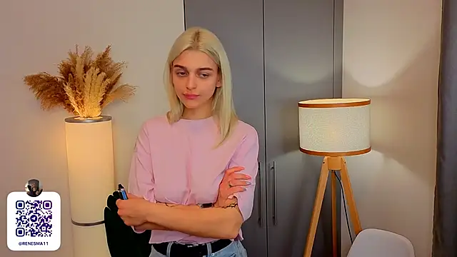 AdameShoyer online show from November 21, 9:03 pm