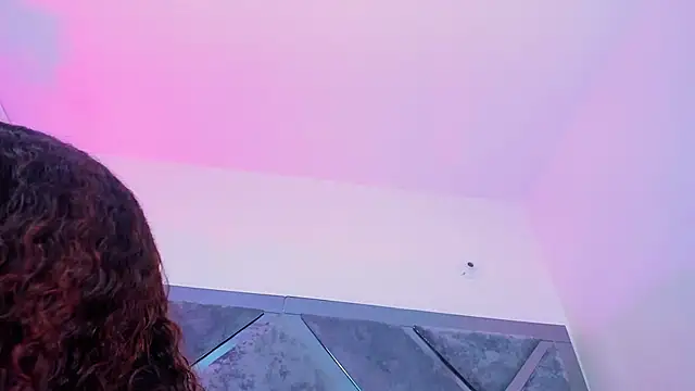 luciagray1 online show from November 16, 11:41 pm