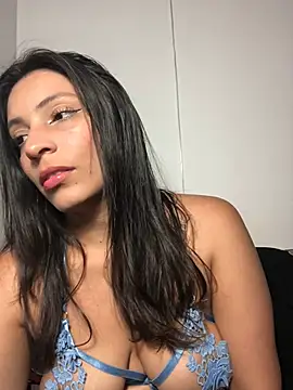 Vianca Costt online show from May 15, 3:04 am