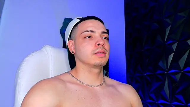 Maxwell Dupont online show from January 8, 11:00 pm