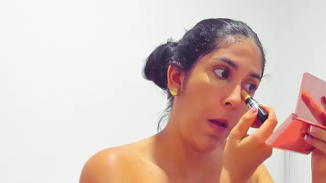 lunnarosse online show from November 30, 4:35 am