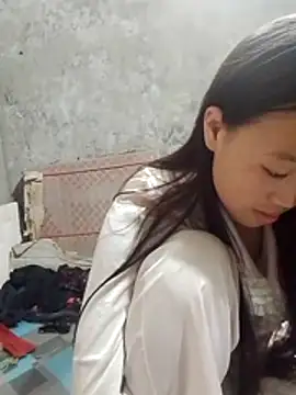 Yumiik2kk online show from December 14, 8:09 am