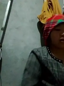 Yumiik2kk online show from November 29, 5:02 pm