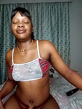 Snapshot of Eve_Scarlet chatting on February 16, 9:02 pm Eve Scarlet online show from February 16, 9:02 pm