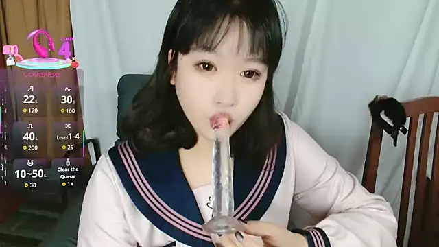 sallybing online show from December 17, 7:46 am