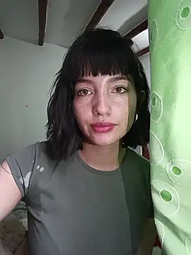 Snapshot of Luna_juicy chatting on November 27, 9:48 pm Luna juicy online show from November 27, 9:48 pm