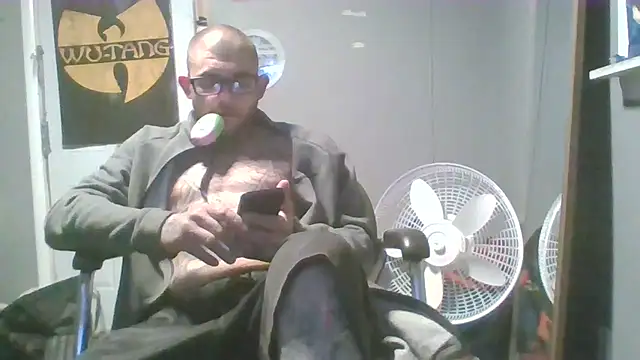 trickydickydaddy online show from April 8, 5:53 am