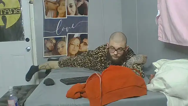 trickydickydaddy online show from January 9, 6:20 am