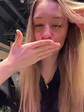 SashaCatt online show from November 21, 7:18 am