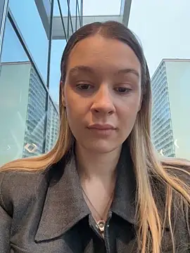 SashaCatt online show from November 10, 7:57 am