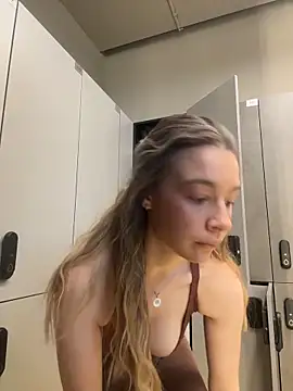 SashaCatt online show from February 5, 8:32 am