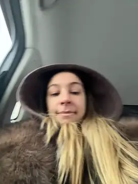 SashaCatt online show from February 12, 6:57 am