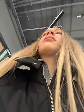 SashaCatt online show from March 9, 9:13 am