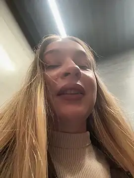 SashaCatt online show from March 15, 8:32 am