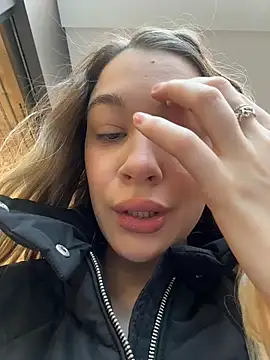 SashaCatt online show from March 8, 8:17 am