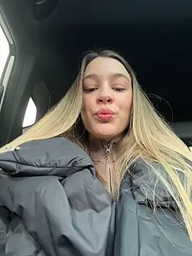 SashaCatt online show from April 5, 8:21 am