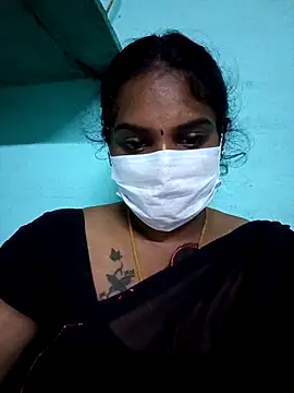 Tamil Hot Pooja online show from November 10, 5:29 pm